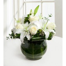 Beyaz Mutluluk Güller ve Lilyumlar